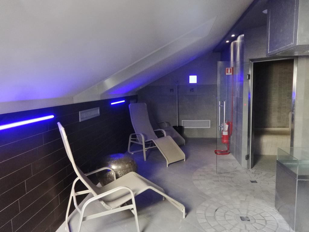 Hotel Excelsior Magenta Exteriör bild